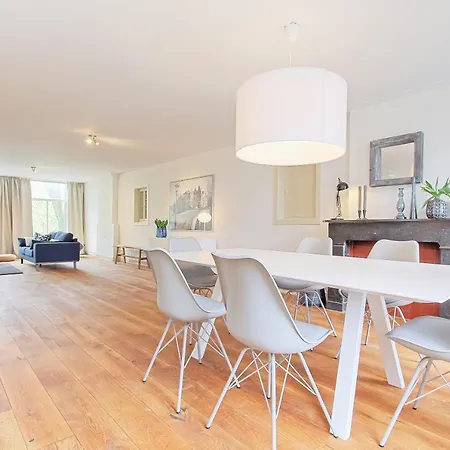 Daire Spacious Three Bedroom With Rooftop In Center Amsterdam